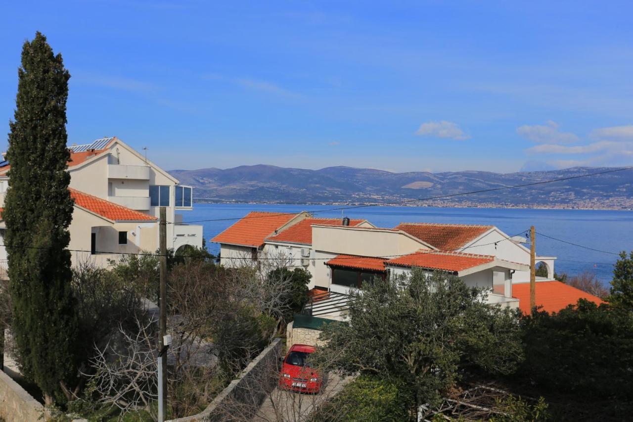Apartments By The Sea Slatine, Ciovo - 16345 Buitenkant foto