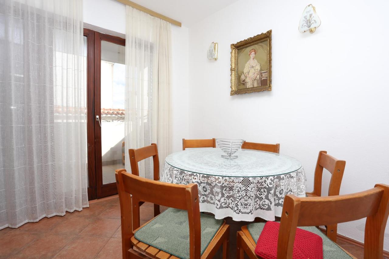 Apartments By The Sea Slatine, Ciovo - 16345 Buitenkant foto
