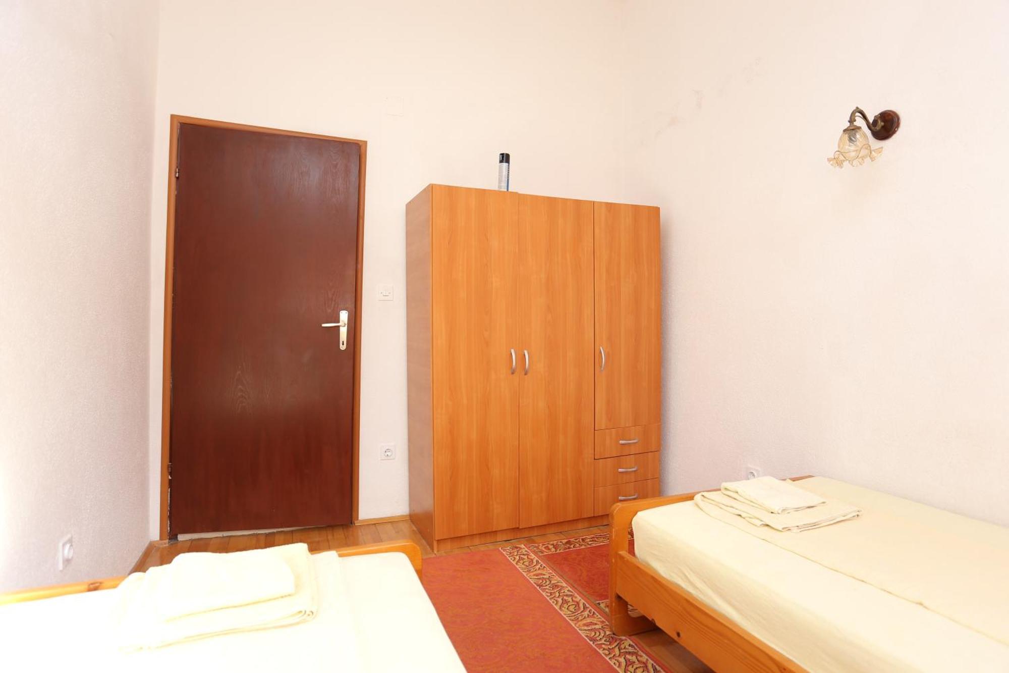 Apartments By The Sea Slatine, Ciovo - 16345 Kamer foto